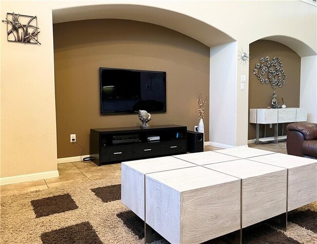 Building Photo - 9509 Lisi Anne Dr