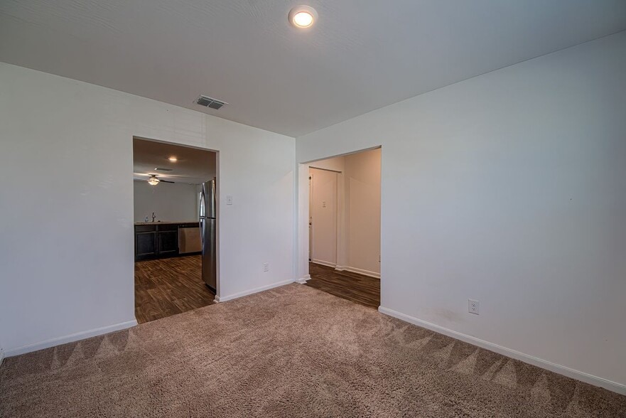 Building Photo - 3150 jackson