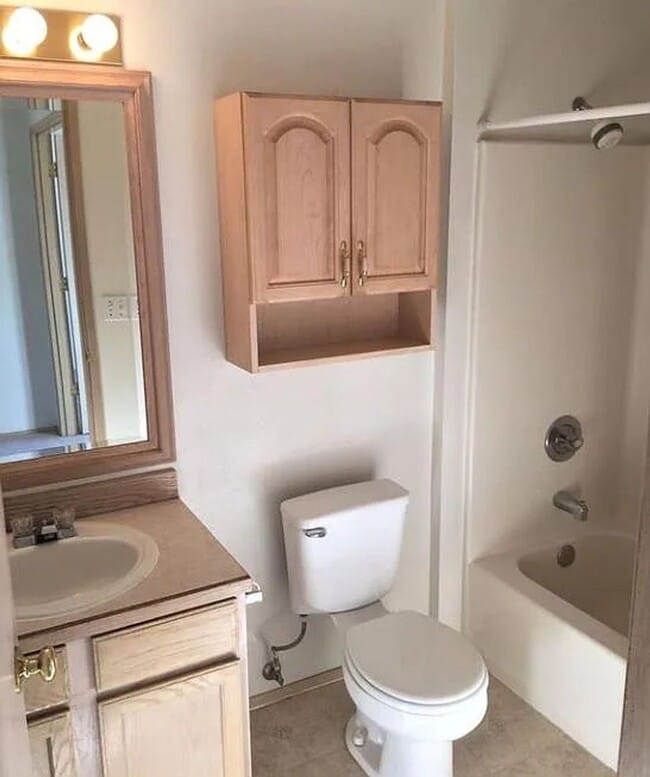 Building Photo - Everett Single Family Home 3 Bed, 1.5 Bath...