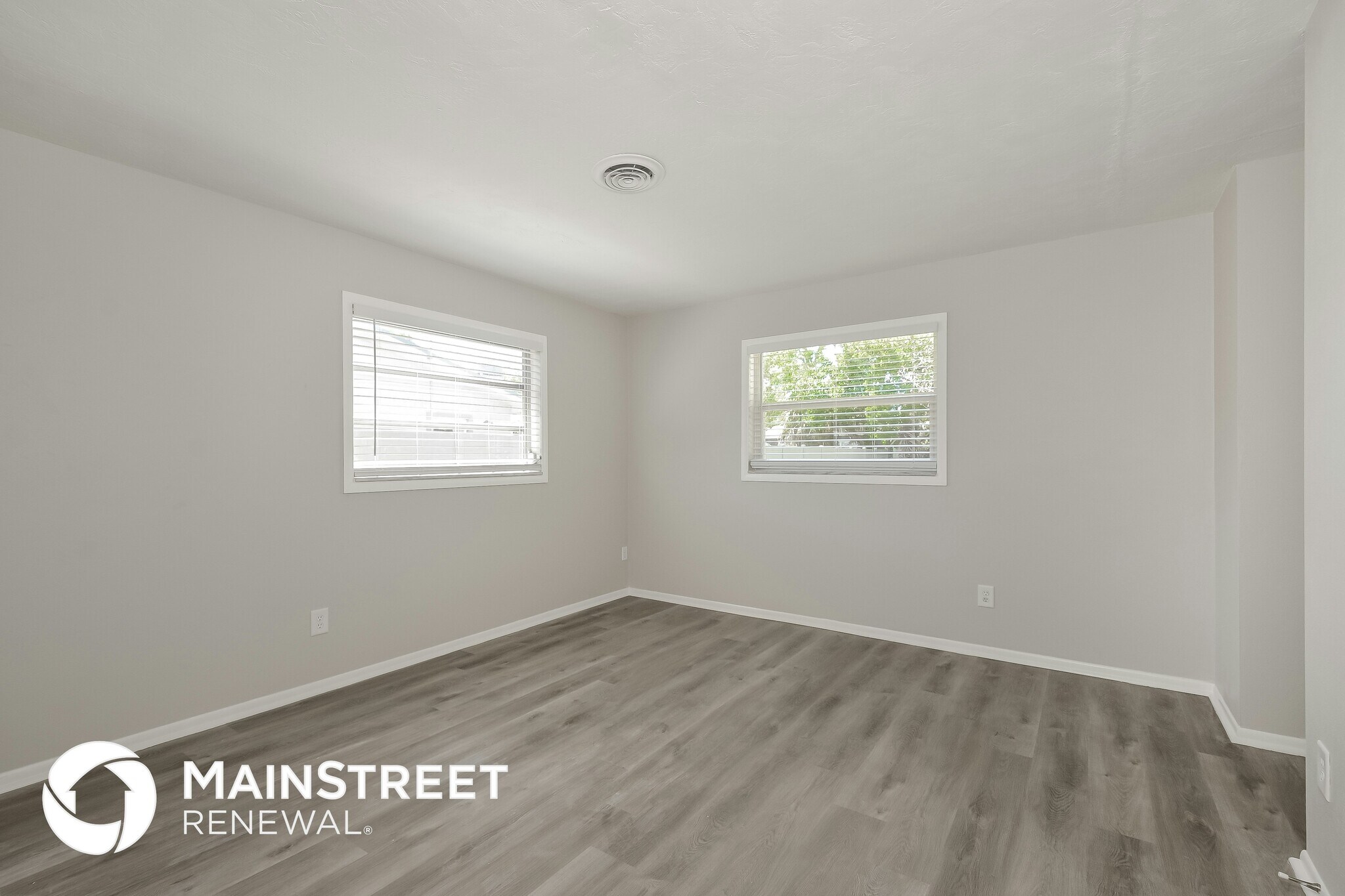 Building Photo - 5532 25th St W