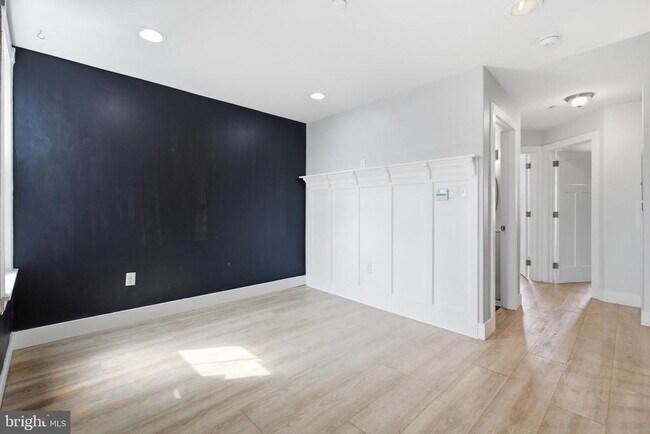 Building Photo - 651 N 33rd St