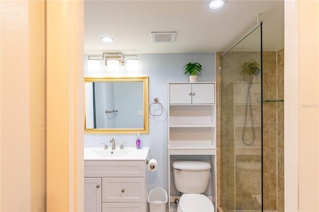 Building Photo - 701 S Madison Ave