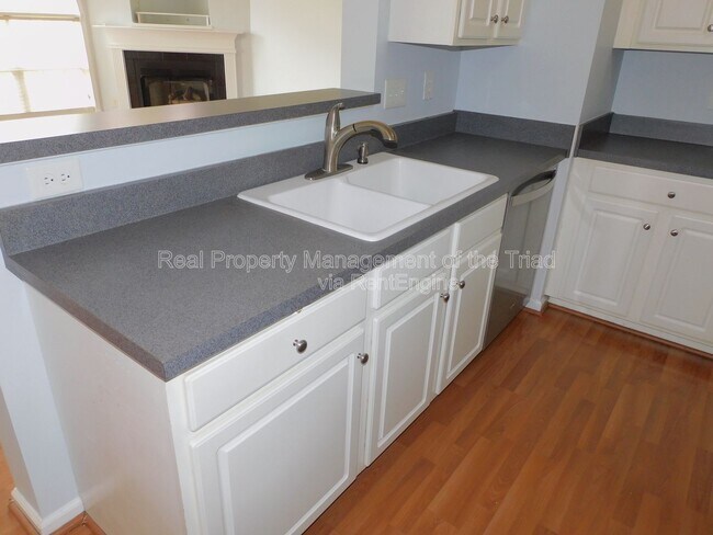 Building Photo - 150 James Rd