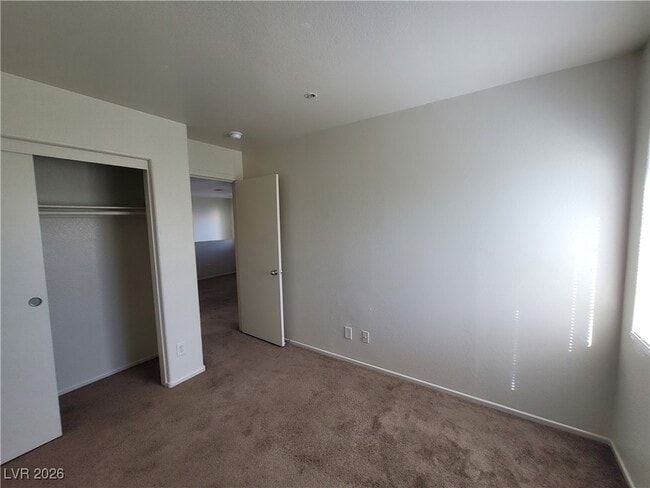 Building Photo - 9157 Desirable Ct