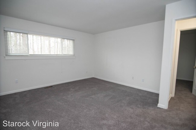 Building Photo - 146 Lochview Dr