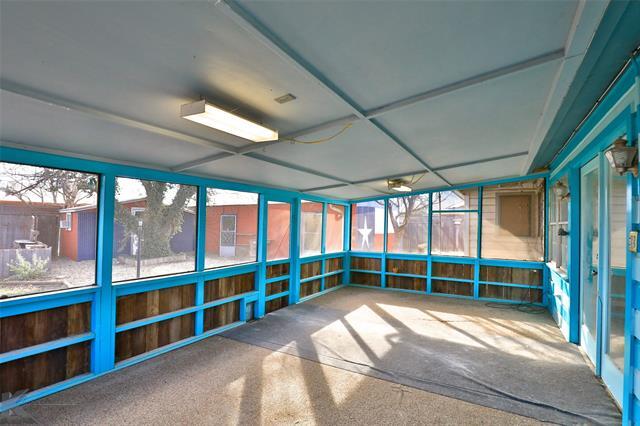 Building Photo - 501 N La Salle Dr