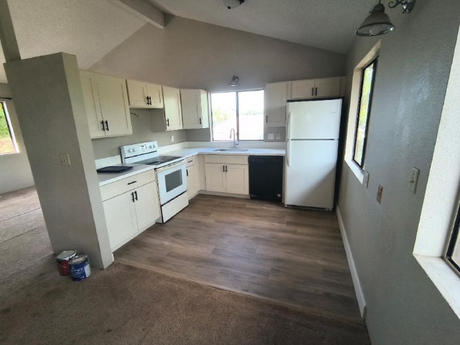 Building Photo - 279 Lakau Pl