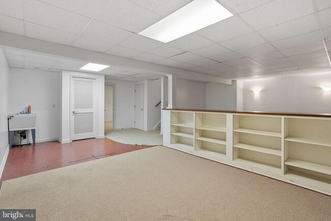 Building Photo - 210 Bullock Dr