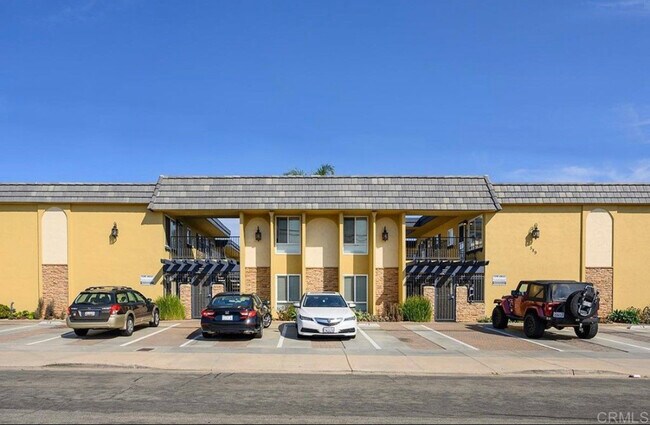 Building Photo - 589 11th St