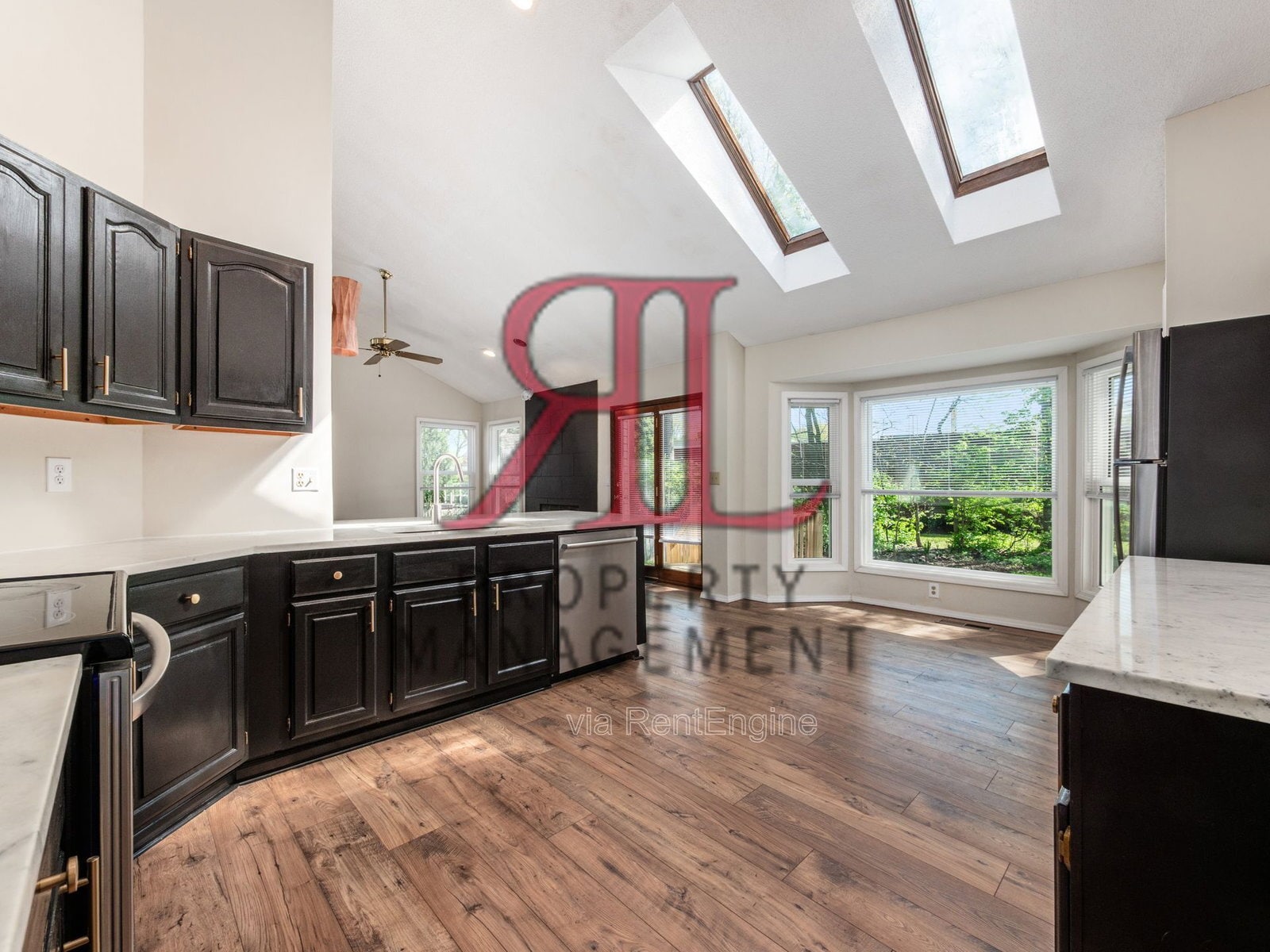 Building Photo - 7448 Gardenview Pl