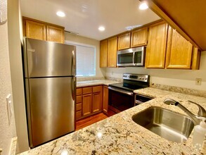 Building Photo - $2690 - GORGEOUS 2BED REMODELED CONDO IN C...