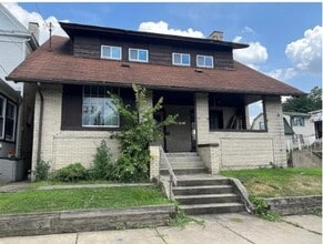 Building Photo - 500 Marwood Ave