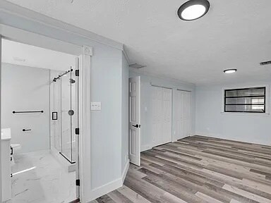 Master bed / bath - 29172 Rose Dr
