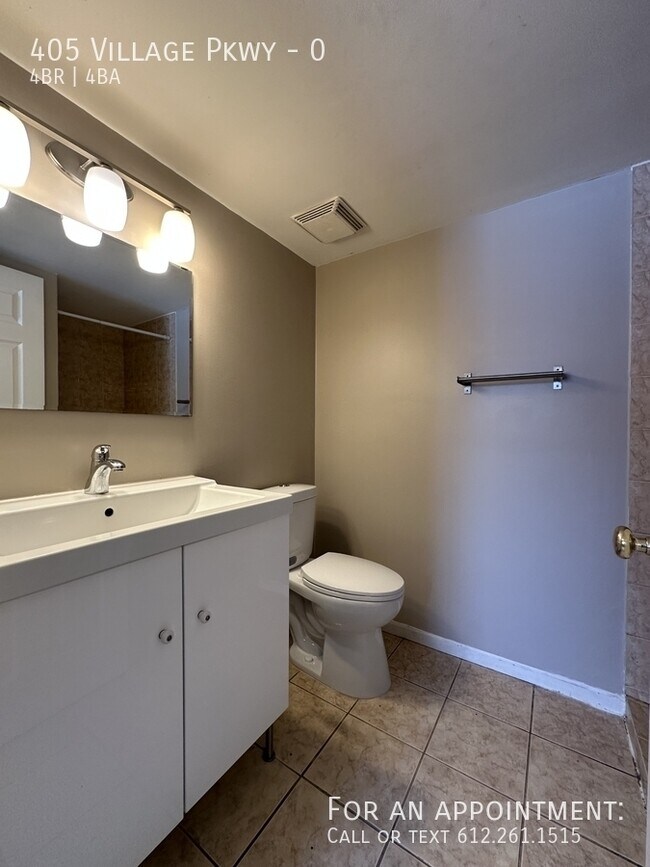 Building Photo - 405 Village Pkwy