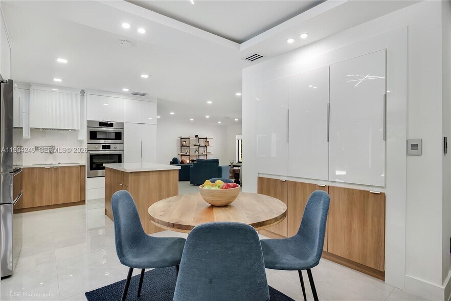 Building Photo - 17203 SW 78th Pl