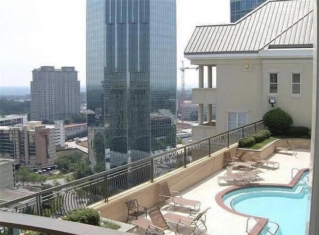 Building Photo - 3334 Peachtree Rd NE
