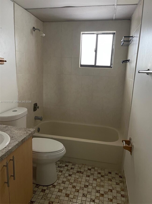 Building Photo - 8420 SW 133rd Avenue Rd