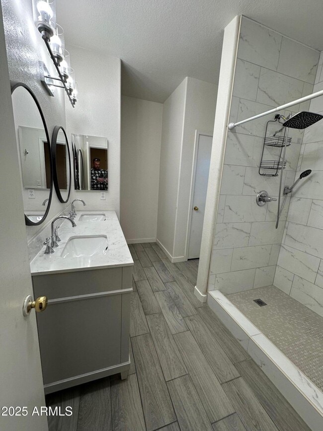 Building Photo - 2767 S Sailors Way