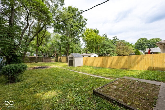 Building Photo - 5144 Winthrop Ave