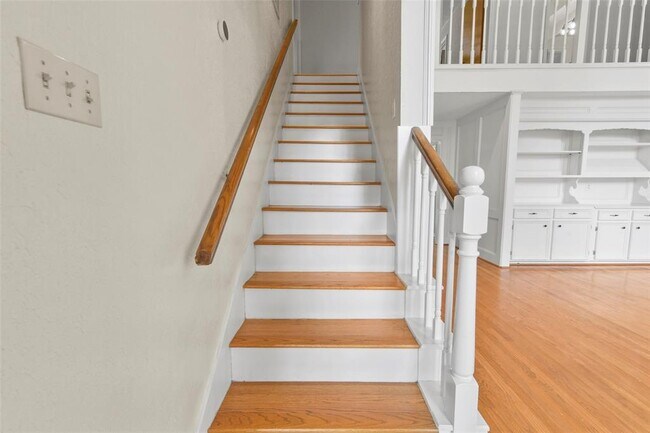 Building Photo - 18711 Candlechase Dr
