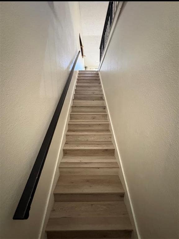 Building Photo - 804 Normandy Trace Rd