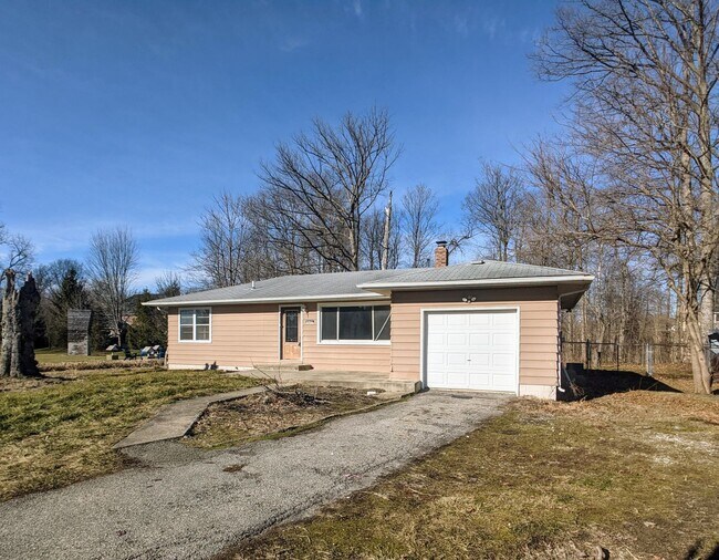 Building Photo - 5322 W Smokey Row Rd
