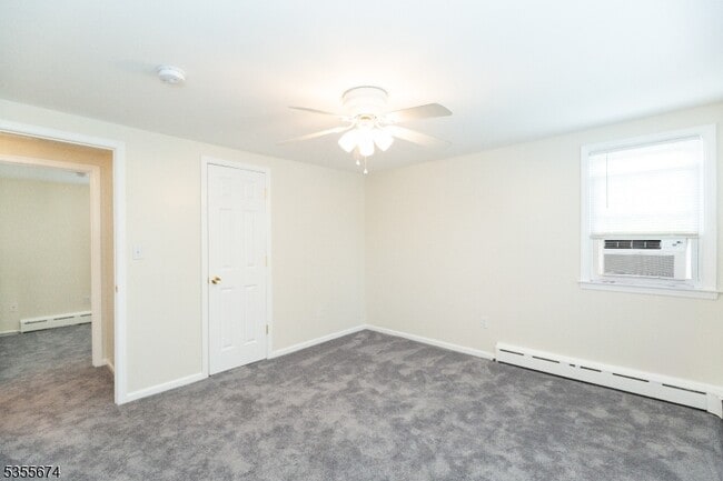 Building Photo - 200 Plainfield Rd