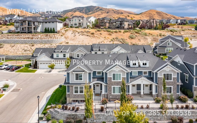 Building Photo - 4891 N Nile Dr