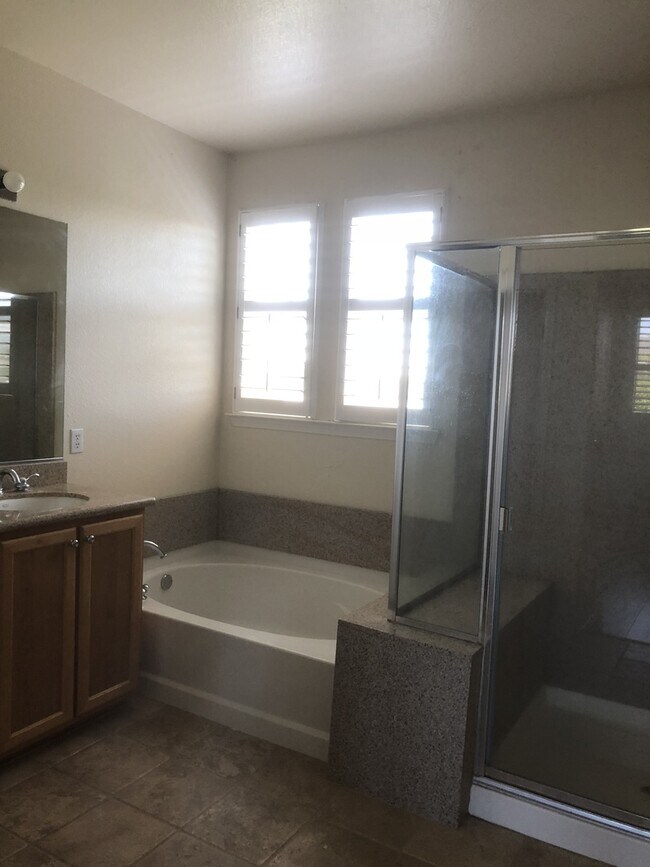 Building Photo - 6939 Santero Way