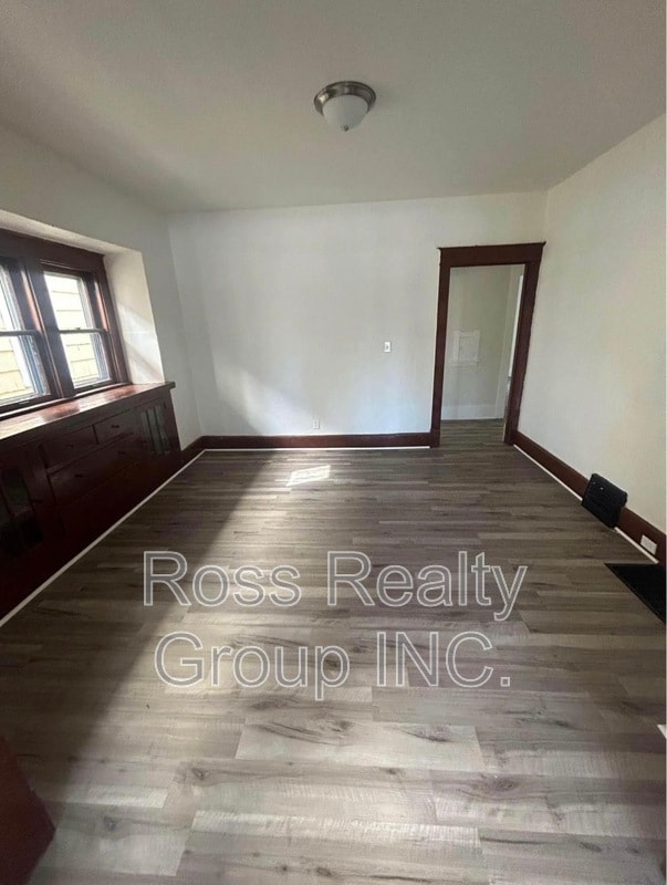 Building Photo - 2750 Monroe St