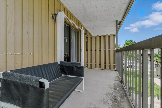 Building Photo - 6825 NW 169th St