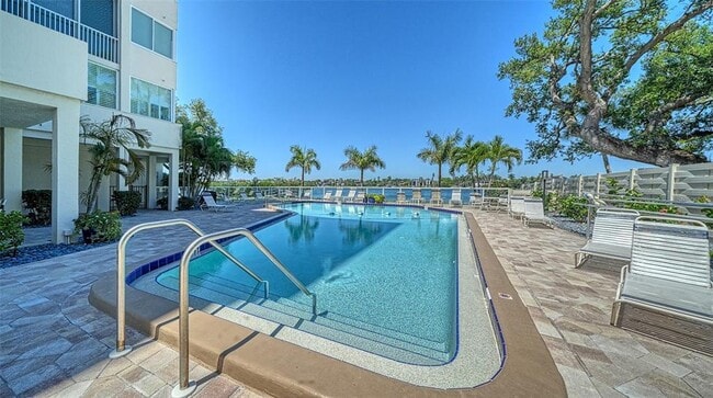 Building Photo - 1355 S Portofino Dr