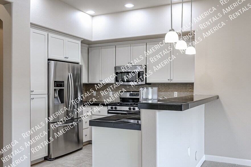 Building Photo - 4777 S Fulton Ranch Blvd