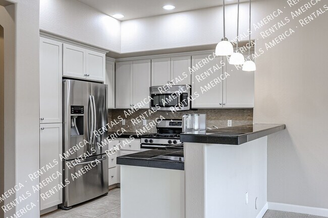 Building Photo - 4777 S Fulton Ranch Blvd