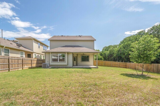Building Photo - 1300 Anhalt Dr