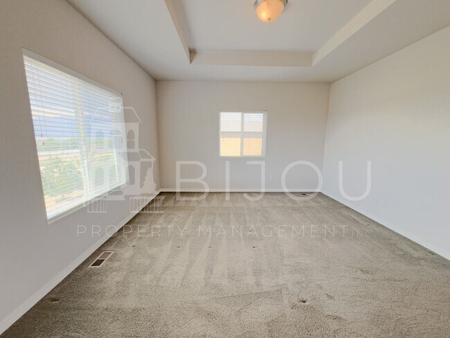 Building Photo - 3760 Scott Ln