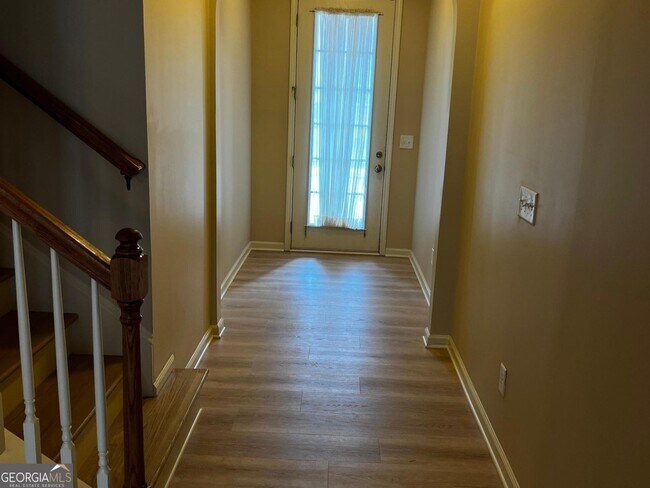 Building Photo - 3702 Brockenhurst Dr