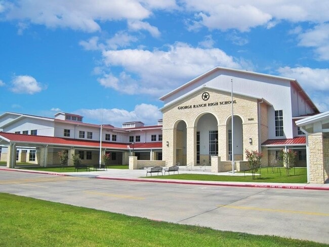 Building Photo - 6806 Flowermound Dr