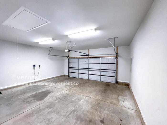 Building Photo - 118 Holly Fern Dr.