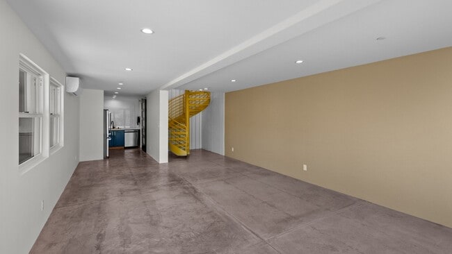 Building Photo - 1745 Riebli Rd