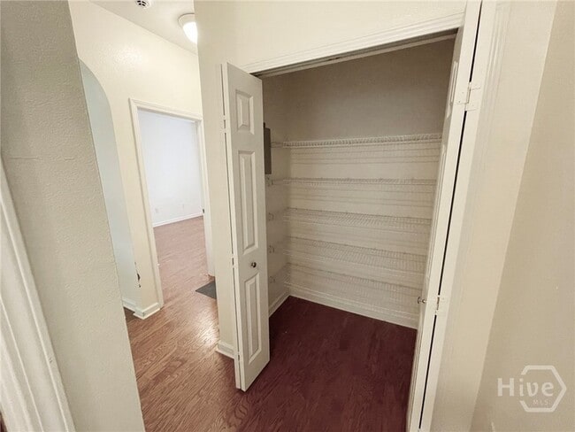 Building Photo - 50 Blue Oak Dr