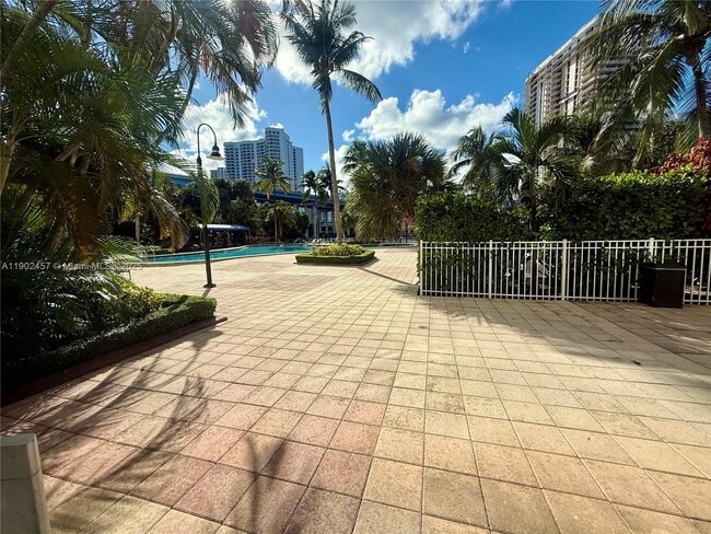 Building Photo - 19390 Collins Ave