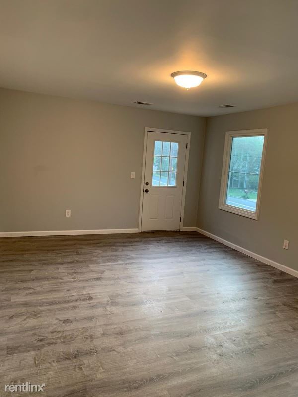 Building Photo - 6 br, 2 bath House - 574 Nautilus Dr