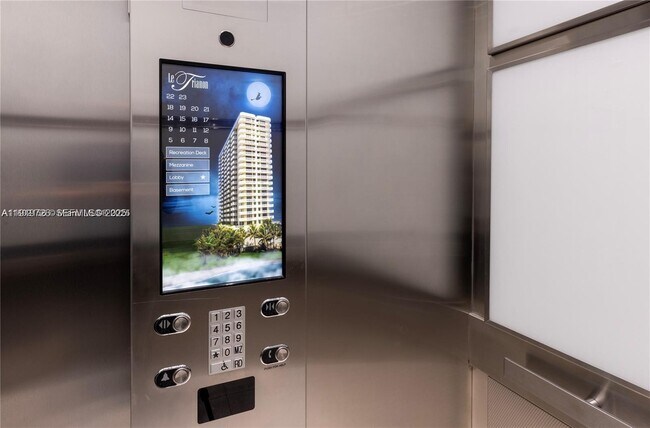 Building Photo - 6061 Collins Ave