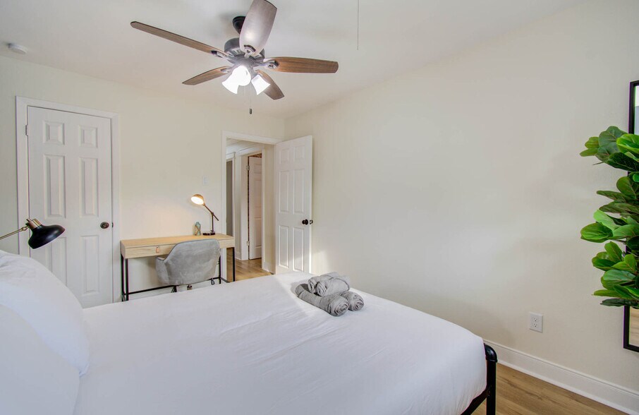 Building Photo - 9306 Bassoon Dr