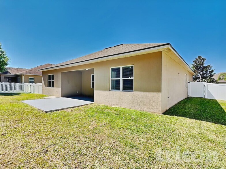 Building Photo - 3525 Chandler Estates Dr