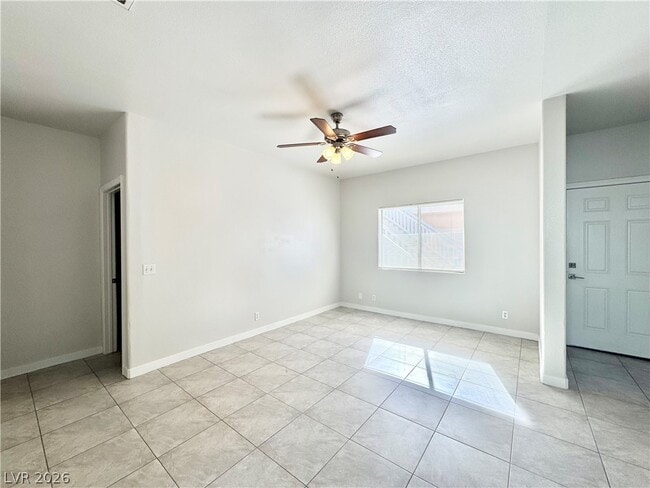 Building Photo - 1835 E Calvada Blvd