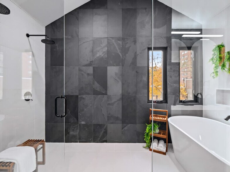 Building Photo - 25 N Rose Blvd