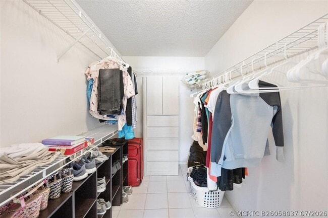 Building Photo - 2606 Bedford Mews Dr