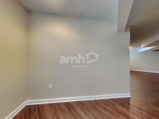 Building Photo - 6559 Black Forest Ct